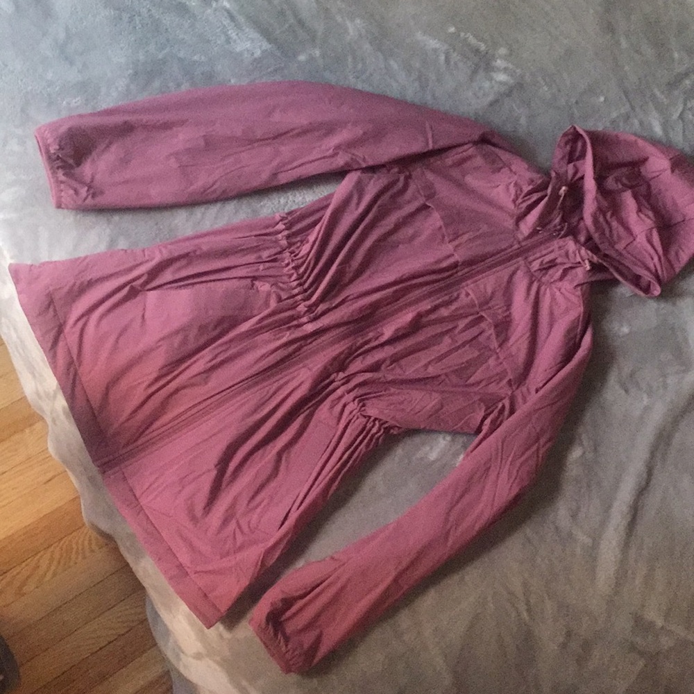 Duluth Trading Co. Women’s Gust-Off Coat